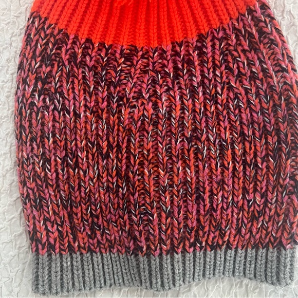 AERIE KNIT COLD WEATHER HAT - Picture 4 of 4